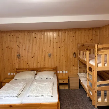 U Horejšů, Zadov - Churáňov Penzion 3*
